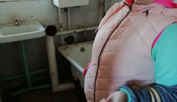 Помогите на ремонт дома жить негде.