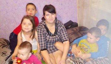 Многодетной семье требуется финансовая помощь, учитывая нынешнее положение дел желательно безвозмездно