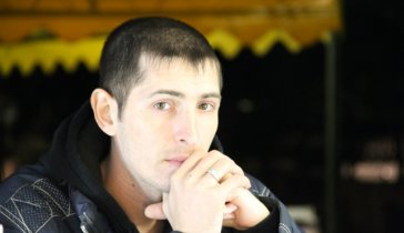 Помогите кто чем может на развитие бизнеса и на автомобиль для работы.