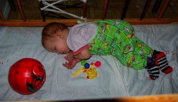 Помощь семье с двумя малышами