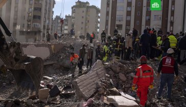 Помощь пострадавшим в Турции при землятресении
