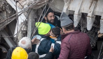 Поддержите пострадавших в результате землетрясения в Турции (любая помощь может спасти чью то жизнь)