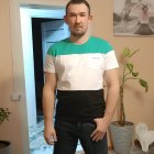 Данияр